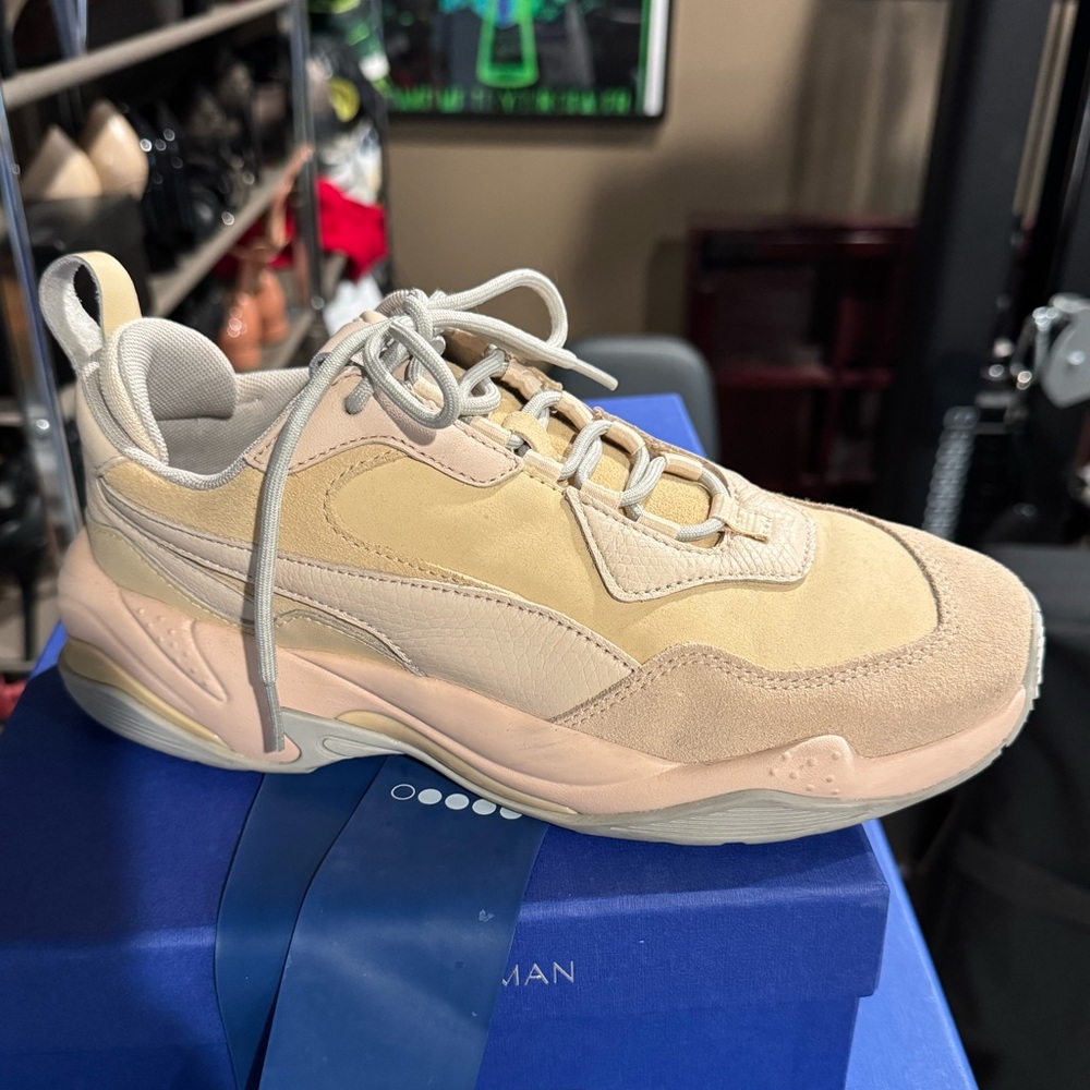 Puma Sneakers